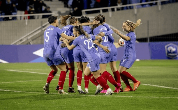 Le-developpement-du-football-feminin